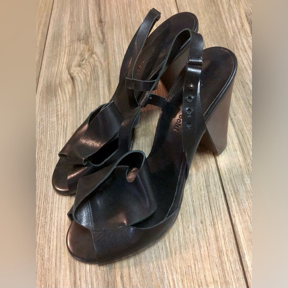 Megumi Ochi Sandals